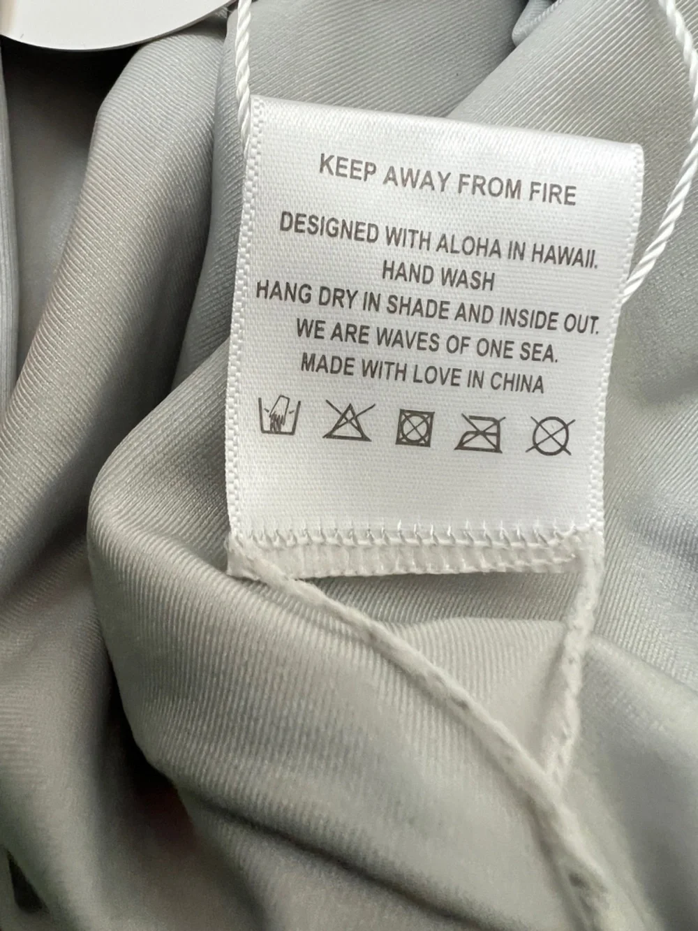 Of One Sea Joie Inn Collab Print Girls Cutout One Piece Swimsuit Size 9/10 - Picture 8 of 10